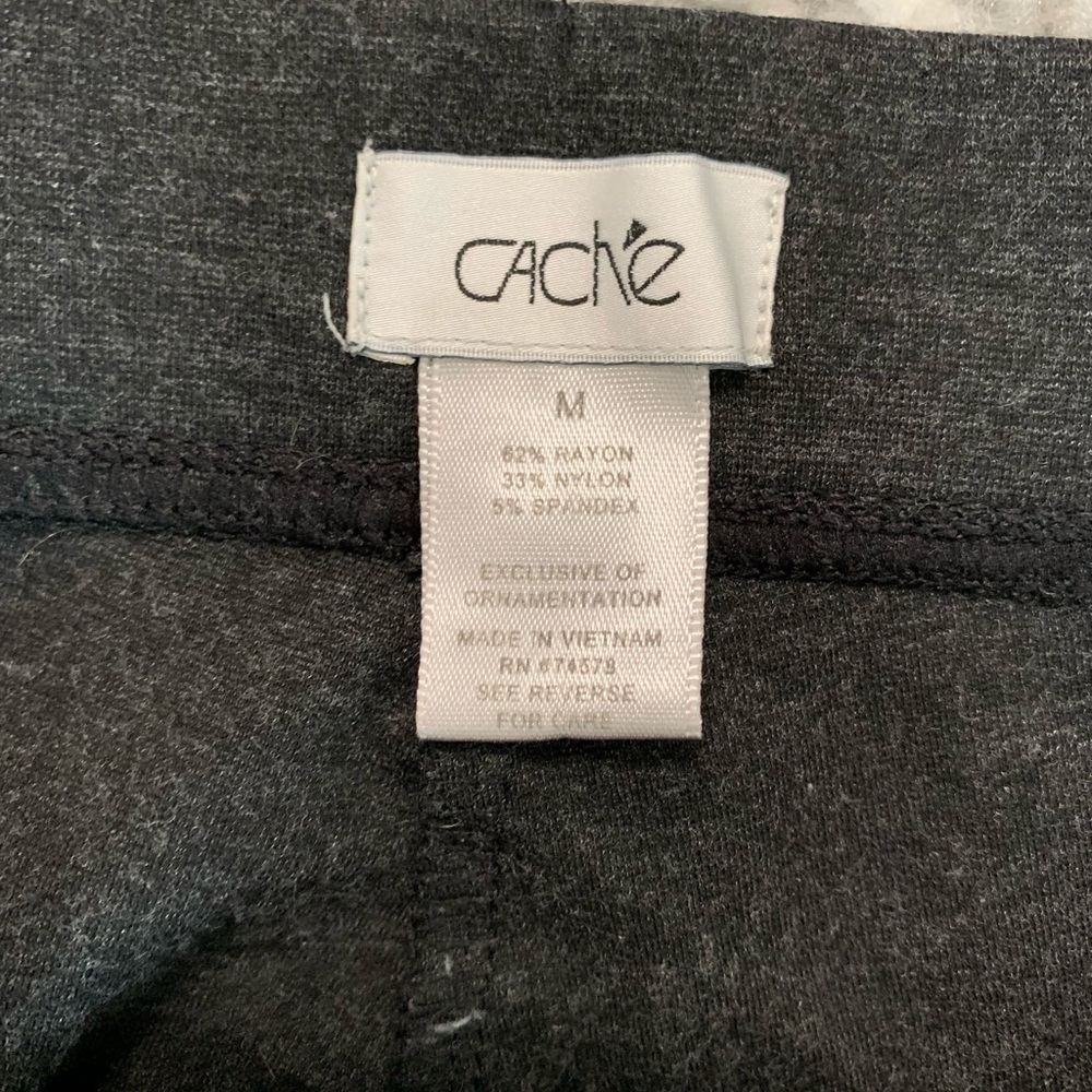 Cache Dark Gray Toreador Leggings Size Medium - image 6
